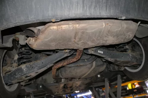 VW Golf 5 + 5M Plus Auspuff Mittelschalldämper + Ends hinten 1,6 BSE BSF CCSA (174575)