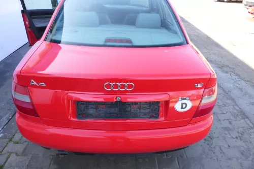 Audi A4 B5 Heckklappe hinten Klappe Kofferraumklappe Limousine rot LY3H bis1999 (174782)
