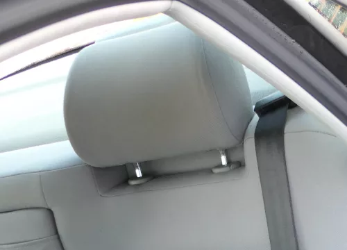 1x VW T4 Sitz links oder rechts hinten Kopfstütze Kopfstützen auch ganz hinten (174793)