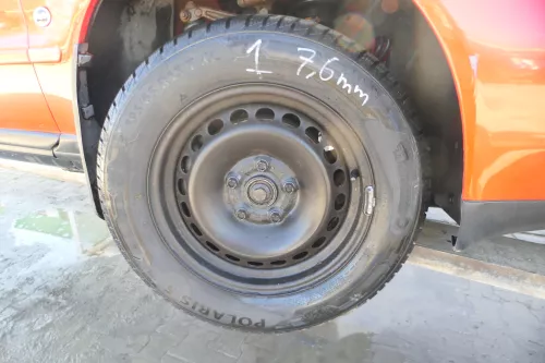 4X A4 B5 A6 4B Passat 3BG Felgen Reifen Winterreifen M+S 195/65 R15 91T 6-7mm (174797)