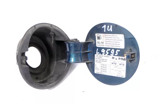 Skoda Octavia 1U Limousine Tankdeckel Deckel Tank Tankverschluß grün 9595  (174898)