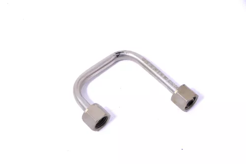 A3 VW Golf Leitung Benzin Hochdruckpumpe Druckrohr 03F130241B CBZA CBZB (174922)