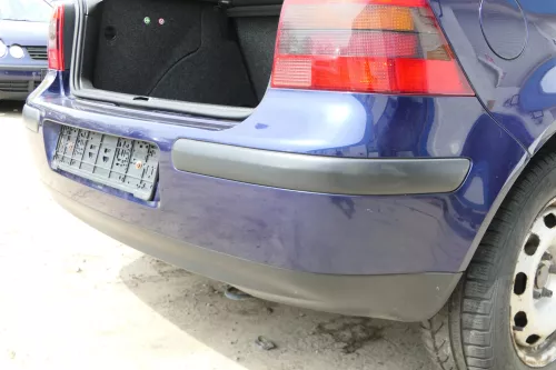 VW Golf 4 Limousine Stoßstange hinten Heckstoßstange Stoßfänger blau LB5N (175011)