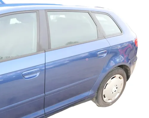 Audi A3 8P 4/5-Türer Tür hinten links Türblatt mit Rahmen blau LZ5C (175026)