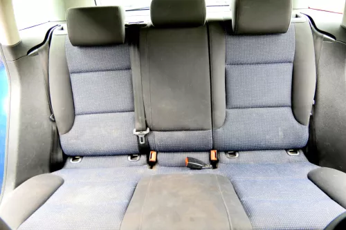 A3 8P Sitz Rückbank Rücksitzbank 4/5-Türer 3-Punkt-Gurt Sportback blau schwarz