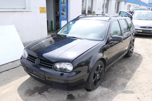 VW Golf 4 Stoßstange vorne Frontstoßstange Stoßfänger schwarz L041 SWR (175134)