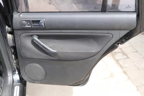 1x VW Golf 4 1J Kombi Türverkleidung Verkleidung Tür hinten rechts schwarz (175139)