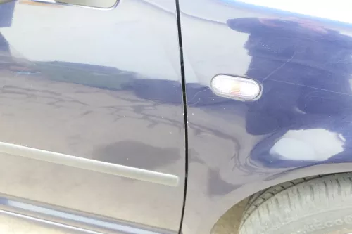VW Golf 4 Bora Tür vorne rechts Beifahrertür 4/5-Türer+ Kombi Avant blau LC5H (175246)