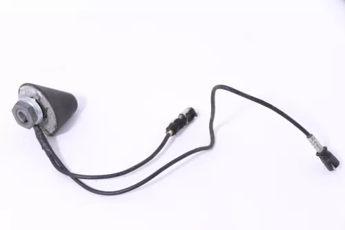 VW Golf 4 Polo 9N 3BG Antenne Antennenfuß Fuß Antennensockel Sockel 2 Stecker (175349)