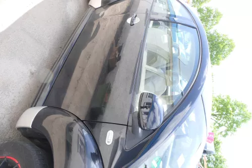 VW New Beetle 1C 9C Tür vorne rechts Beifahrertür schwarz L041 -OHNE Anbauteil (175363)