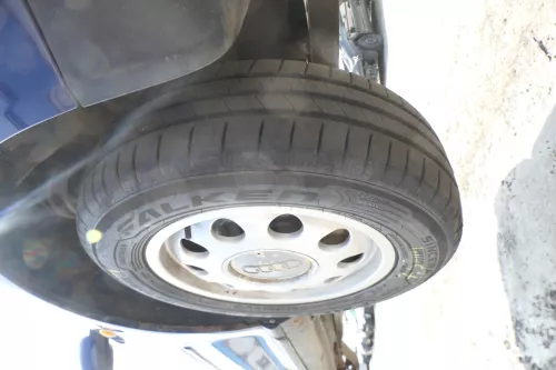 4x Audi A3 8L Alufelgen Reifen 195/65 R15 Sommerreifen 5-7mm 8L0601025E (175477)
