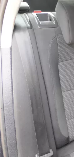 VW Golf 6 + 5 Kombi Variant Gurt hinten rechts 1K9857806