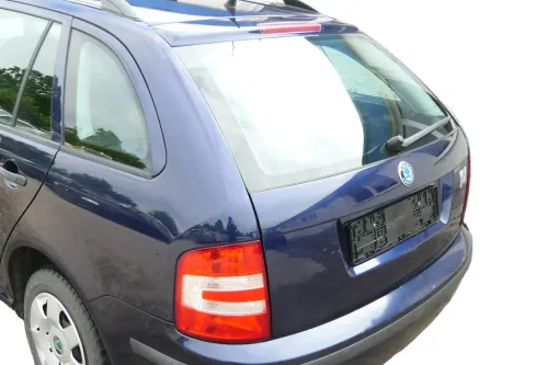 Skoda Fabia 6Y Combi Kombi Heckklappe Kofferraumklappe Klappe blau LF5U - DELLE! (175737)