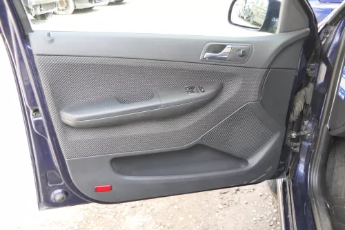 4 x Fabia 6Y Kombi Combi Türverkleidung Verkleidung Tür vorne links hinten schwa