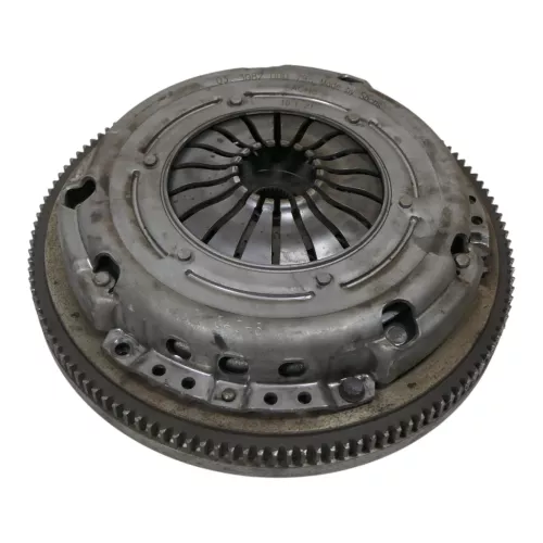Fabia Polo 9N Schwungrad Schwungscheibe 1.4 038105269C 036141026K + Kupplung