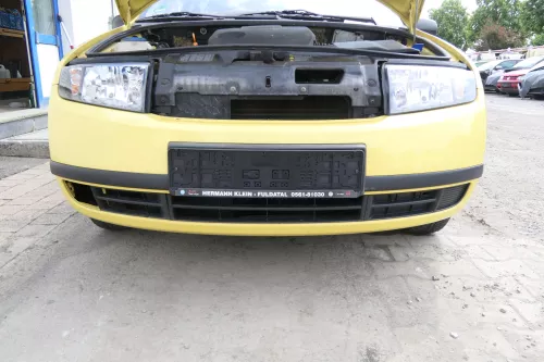 Skoda Fabia 6Y Stoßstange Stoßfänger vorne gelb LF1R 2000-2004