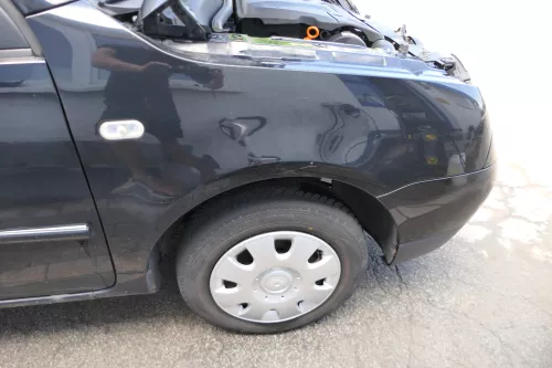 VW Lupo Kotflügel vorne rechts schwarz L041