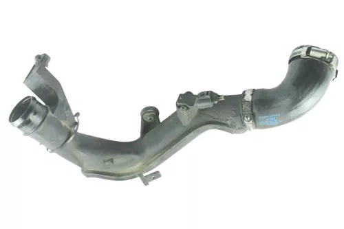 VW Touran Passsat 3C Ladeluftschlauch Schlauch Rohr 1K0145762GG 2,0 TDI CBDC CBD (175948)