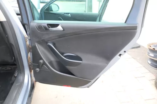 VW Passat 3C Variant Türverkleidung Verkleidung Tür hinten rechts schwarz (175960)
