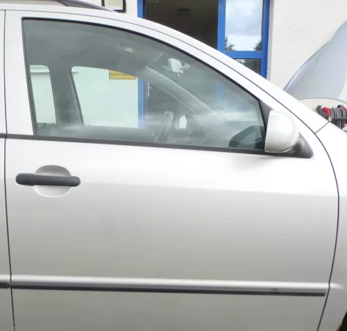 Skoda Fabia 6Y Kombi Limousine Tür vorne rechts Beifahrertür grau silber LF7T