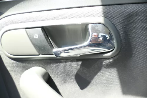 1x Seat Ibiza 6L Türverkleidung Verkleidung Tür vorne rechts 2/3-Türer Griff (176101)