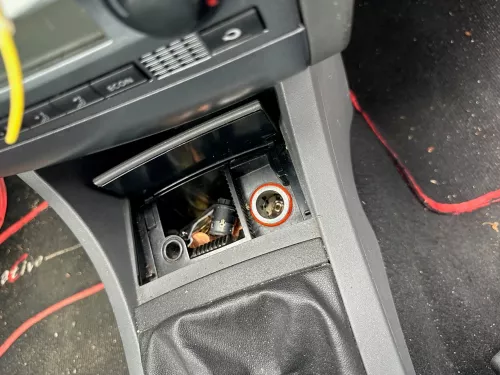 Seat Ibiza 6L Aschenbecher Zigarettenanzünder vorne grau silber (176104)