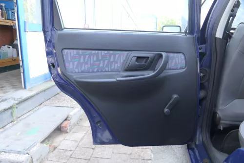 1x Polo Kombi bis Bj.1999 Türverkleidung Verkleidung Tür hinten links (176142)