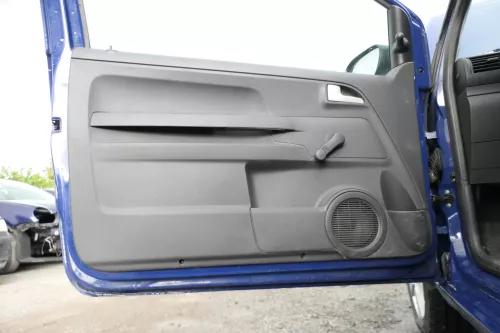 1x VW Fox 5Z Türverkleidung Verkleidung Tür vorne links schwarz 5Z3867013 71N
