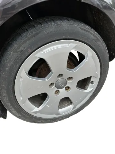4X A4 8E A3 8P Alufelgen 225/45 ZR17 94Y Sommerreifen Reifen 4-6mm 8P0601025C (176539)