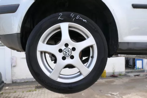 1x Felge Alufelge Golf 4 VW Polo 9N 9N3 6,5j x16 H2 ET42 - KBA 43946  BBS  2