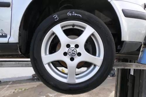1x Felge Alufelge Golf 4 VW Polo 9N 9N3 6,5j x16 H2 ET42 - KBA 43946  BBS  3