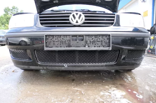 VW Polo 6N2 Stoßstange vorne Frontstoßstange Stoßfänger schwarz L041 + Grill (176638)