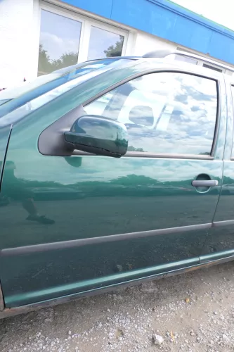 VW Golf 4 Bora Tür vorne links Fahrertür 4/5-Türer Kombi Variant grün LC6M (176670)