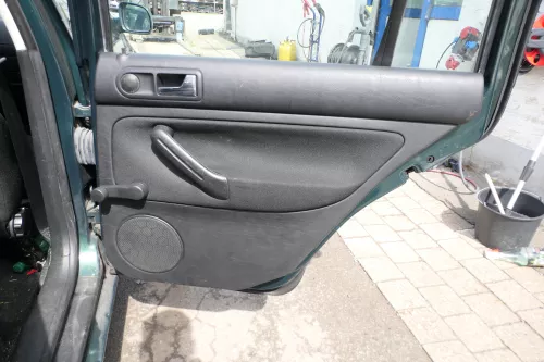 1x VW Golf 4 1J Kombi Türverkleidung Verkleidung Tür hinten rechts schwarz (176680)