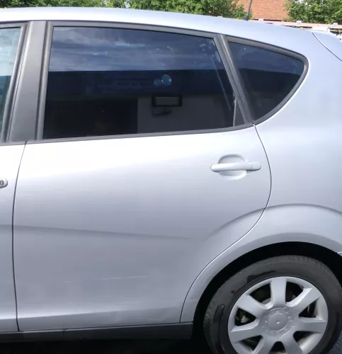 Seat Altea 5P Tür hinten links grau silber LS7N - ohneAnbauteile