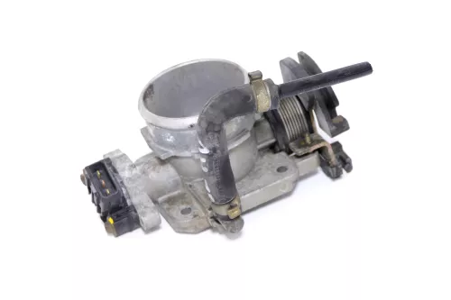 VW Golf 3 T4 Vento Drosselklappe Drosselklappenstutzen 1,8 2,0 1HM061B  (176774)