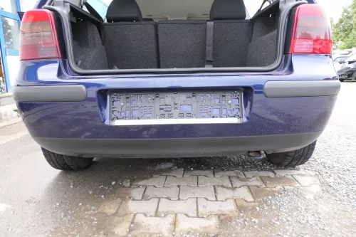 VW Golf 4 Limousine Stoßstange hinten Heckstoßstange Stoßfänger blau LB5N (177095)
