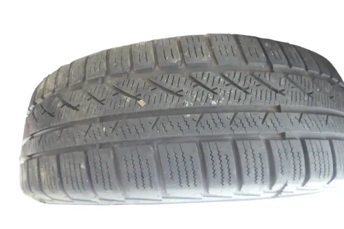 4x Golf 4 Bora Alufelgen Felgen 195/65 R15 Winterreifen Reifen 1J0601025Q 6-7mm (177103)