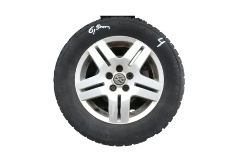 4x Golf 4 Bora Alufelgen Felgen 195/65 R15 Winterreifen Reifen 1J0601025Q 6-7mm (177103)