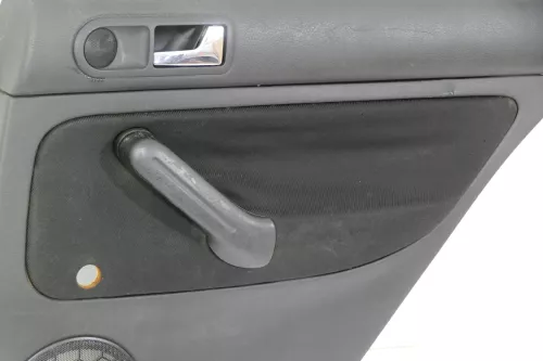 1x VW Golf 4 1J Kombi Türverkleidung Verkleidung Tür hinten rechts schwarz (177107)