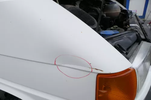 VW T4 kurze Version Kotflügel vorne rechts weiß R902 7D0821104B (177128)