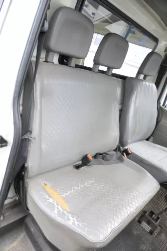 VW T4 Sitz vorne rechts 2er Doppel Beifahrersitz Doppelsitzbank grau mit Konsole (177147)