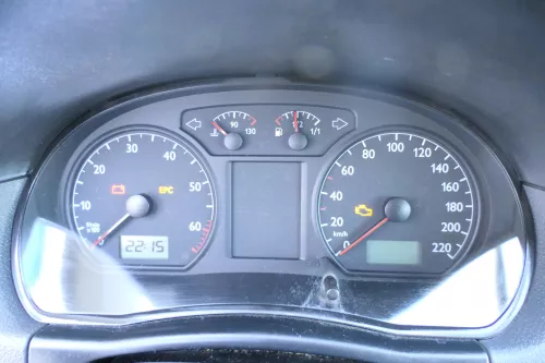 VW Polo 9N Tacho Tachometer Kombiinstrument 161.000km 6Q0920800P 1,2 47kw 40kw (177166)