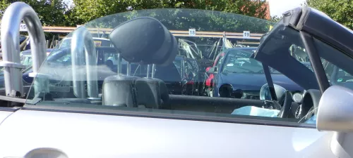 1x Audi TT 8N Scheibenführung Scheibe rechts vorne Fensterschaftdichtung