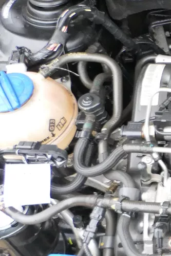 Polo 6R Fabia Leitung Leitungen Kraftstoffleitung Rohre Rohr 1,6 TDI CAYC CAYB C