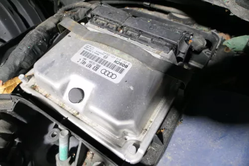 Audi A4 B6 Motorsteuergerät Steuergerät 8E0907401C 2.5 TDI AKE Motor 132kw 180PS (177582)