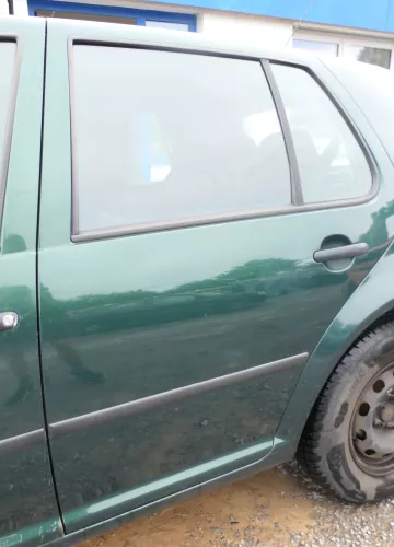 VW Golf 4 1J Limousine Tür hinten links grün LC6M (KEINkombi) (177631)