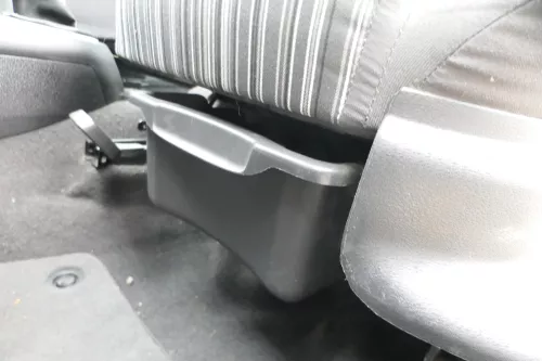 VW Fox Sitz Fahrersitz vorne links OHNEAirbag höhenverstellbar (177674)