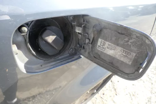 Audi A4 8E B6 Tankdeckel Tankklappe Tank Deckel Klappe grau LX7Z (177704)