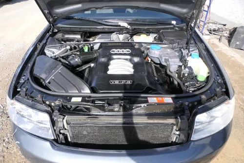Audi A4 8E Dehnschlauch Servoschlauch Servoleitung 8E1422893B 6-Zylinder Benzin